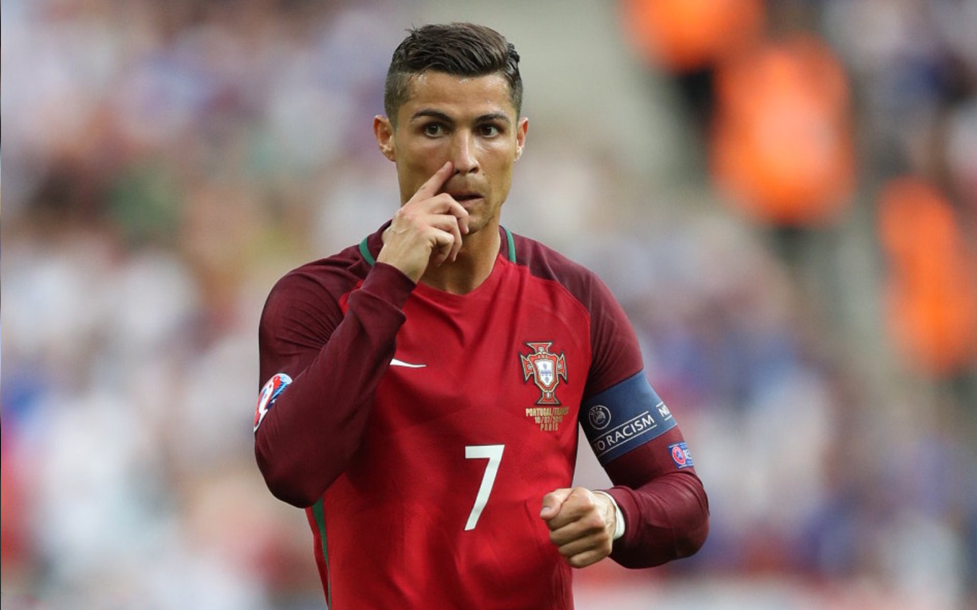 丹麦队逼平斯洛文尼亚，拿到了不败战绩，丹麦 球队