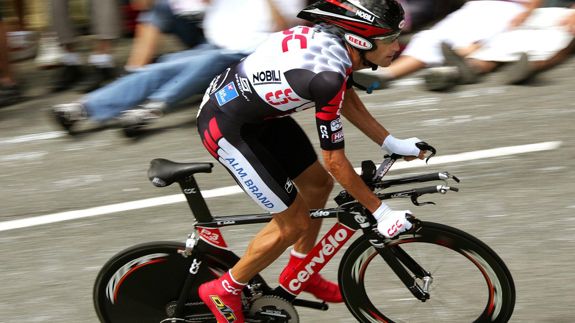 穿越火线 战队间竞争日益激烈，穿越火线战队什么意思