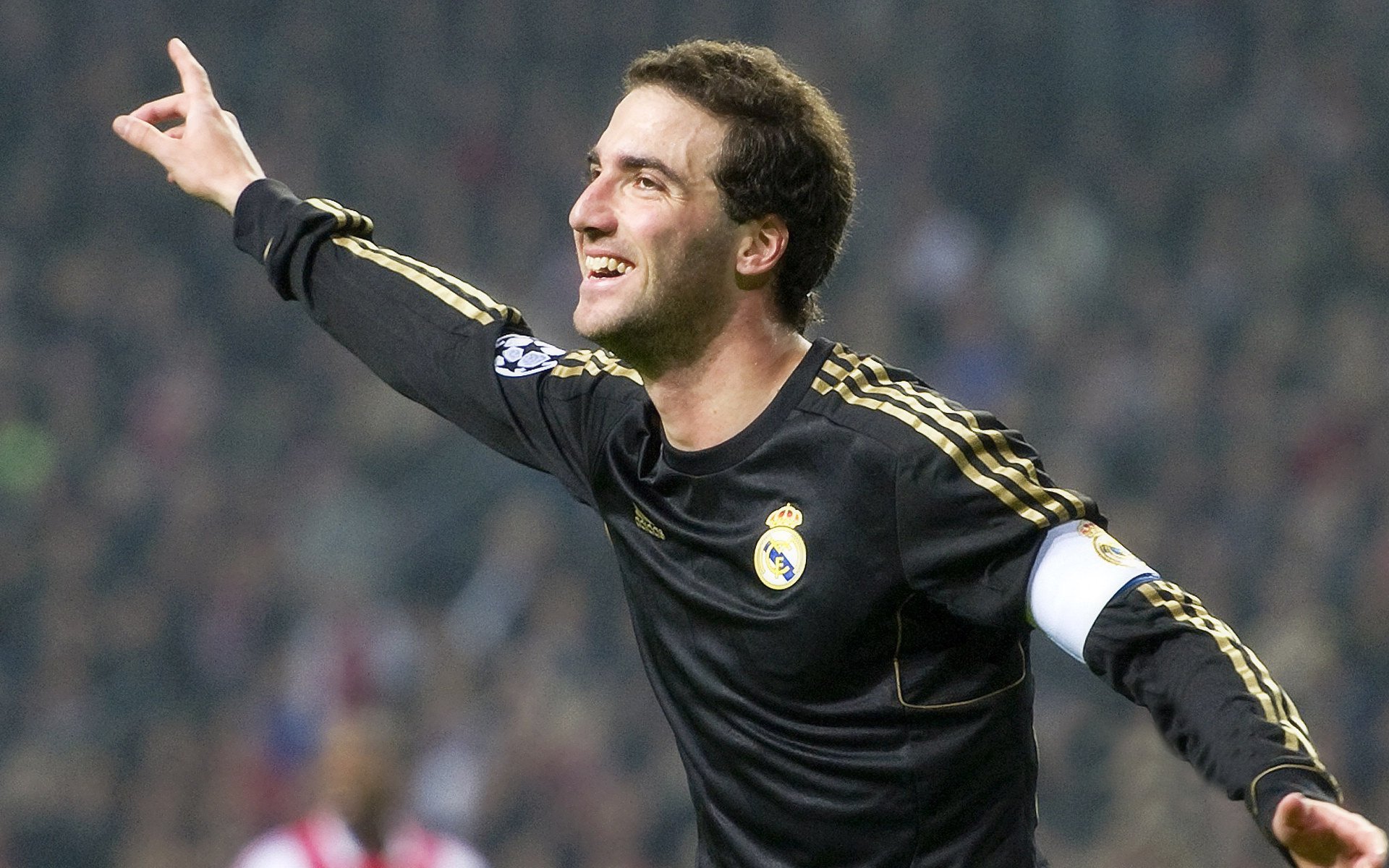 赛场上的“追梦人”，他们在欧冠创造奇迹，欧冠表演嘉宾